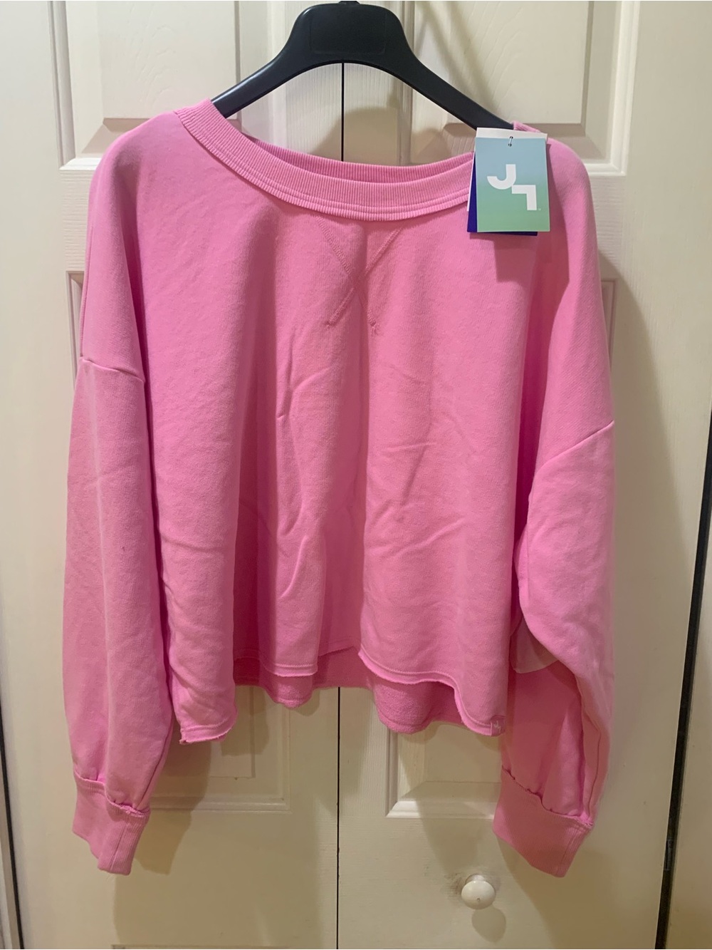JoyLab pink cropped sweatshirt with heart patches size Large - Picture 2 of 10